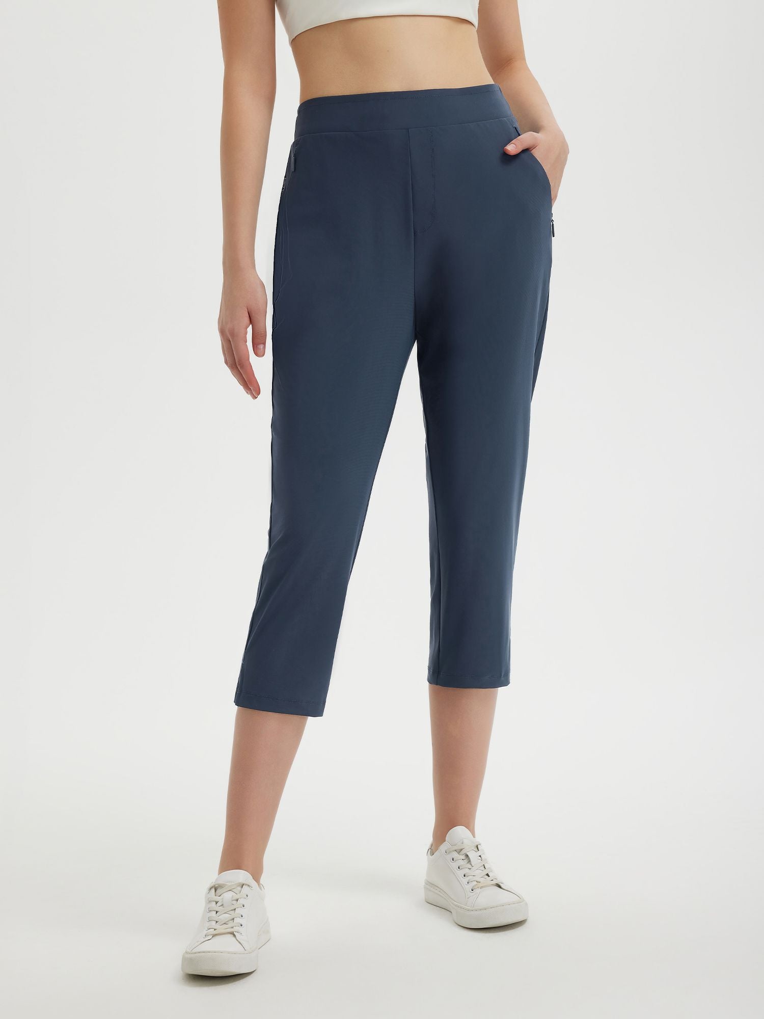 Women's 20' High-Waisted Cropped Golf Pants