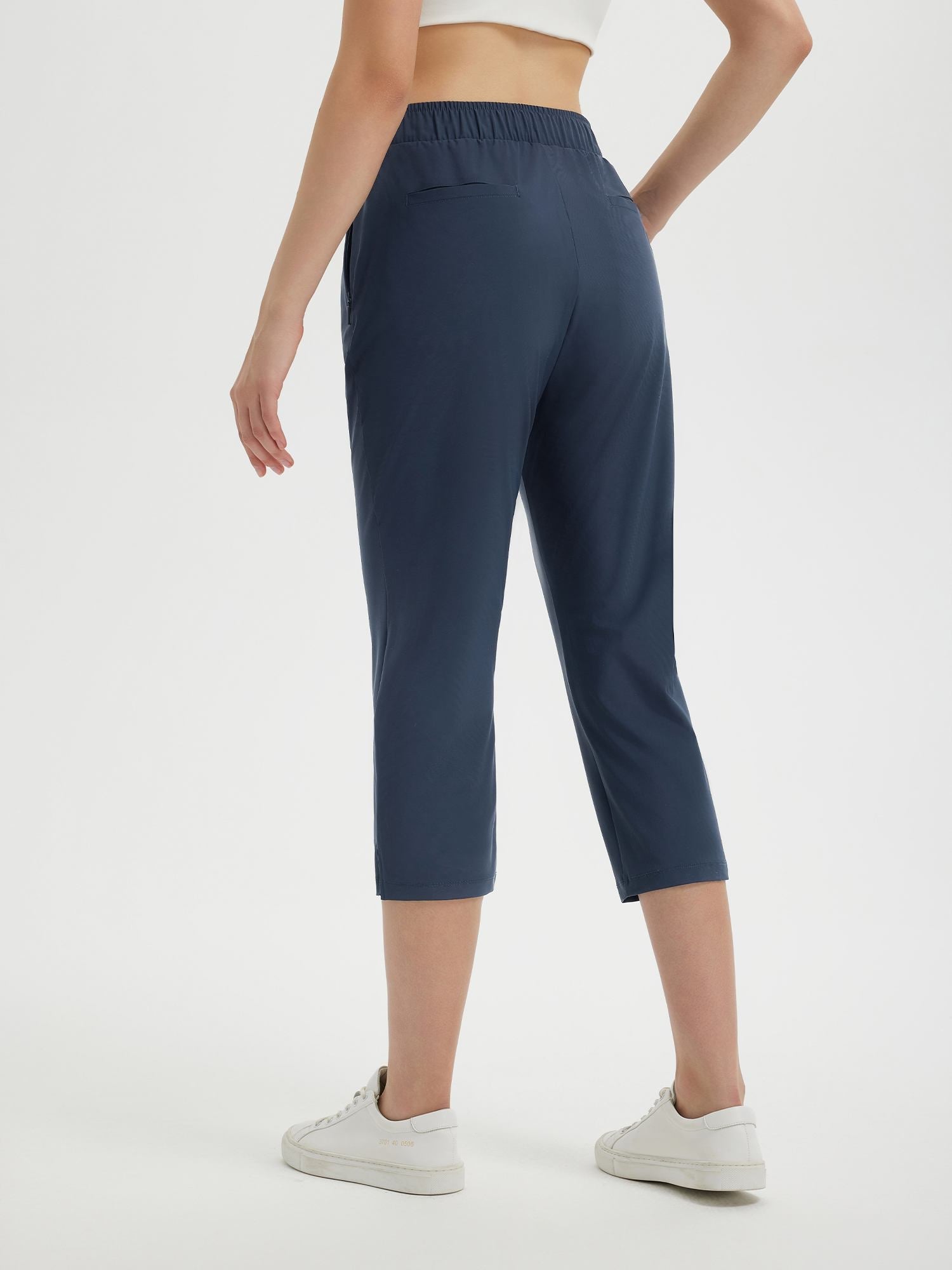 Women's 20' High-Waisted Cropped Golf Pants