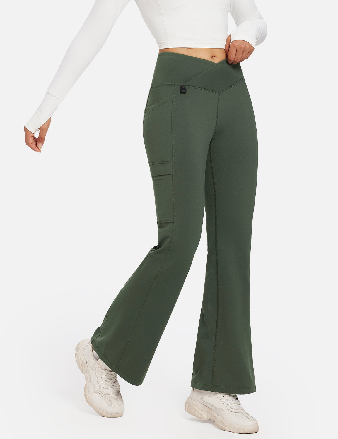 Baleaf Women's Fleece lined Crossover Slightly Flare Leggings Rifle Green Main