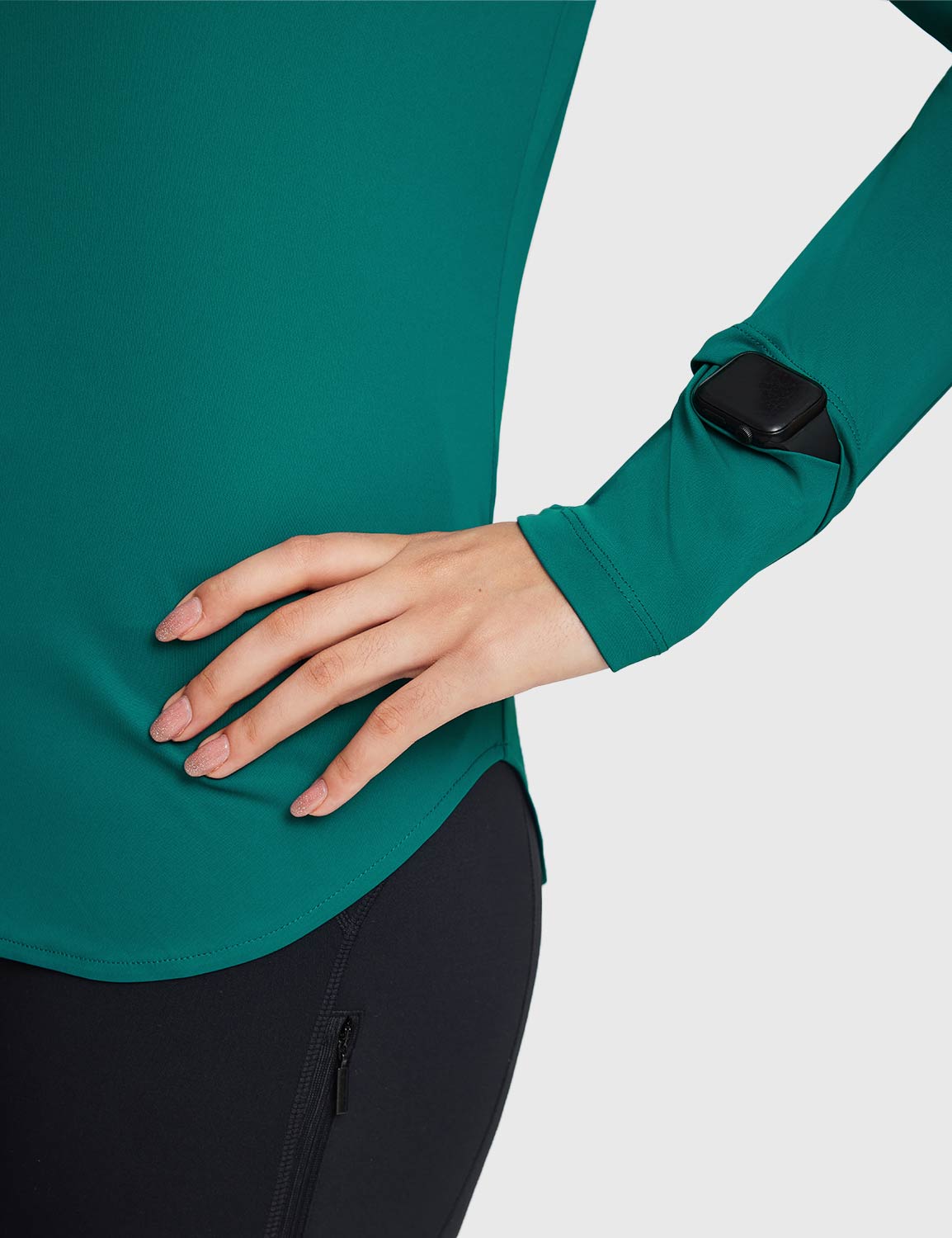 Baleaf Women's Rounded Hem Slim Crew Neck Long Sleeve Teal Green with Watch Windows