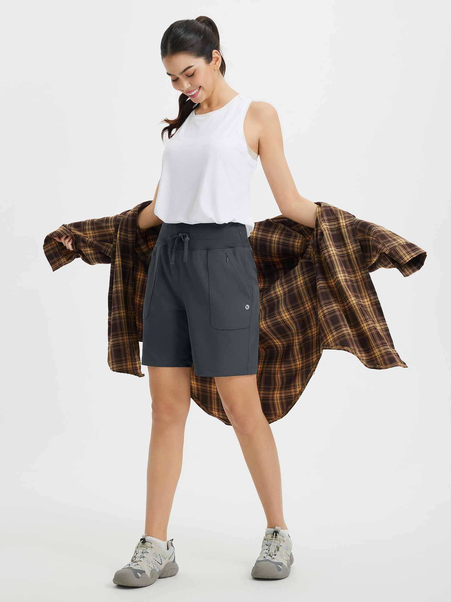 Quick Drying 7" Woven Shorts