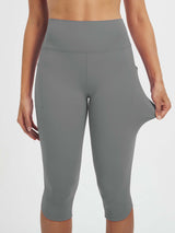 Women's 17' High-Waisted Capris