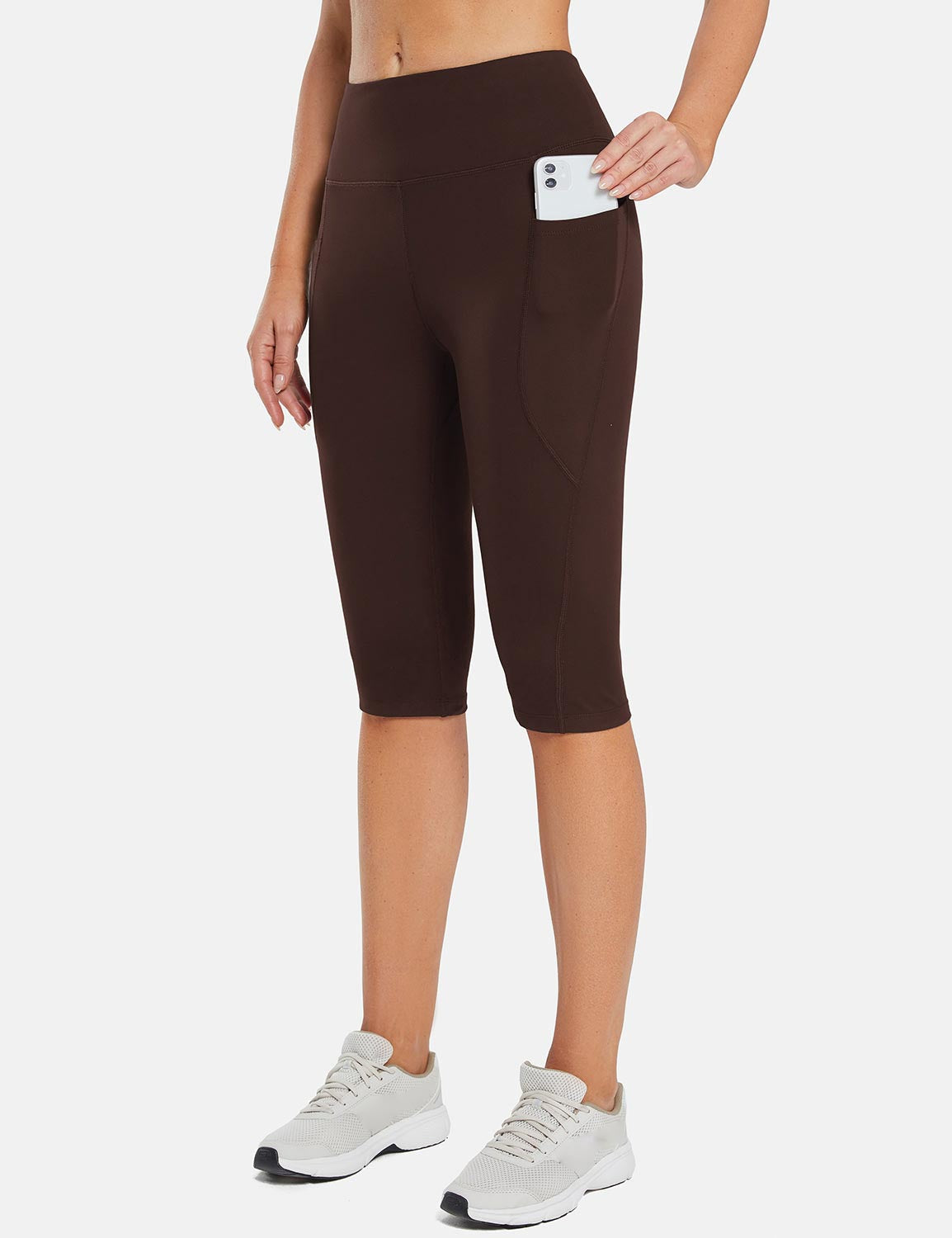 Laureate Women's Pocketed Yoga Capri Leggings