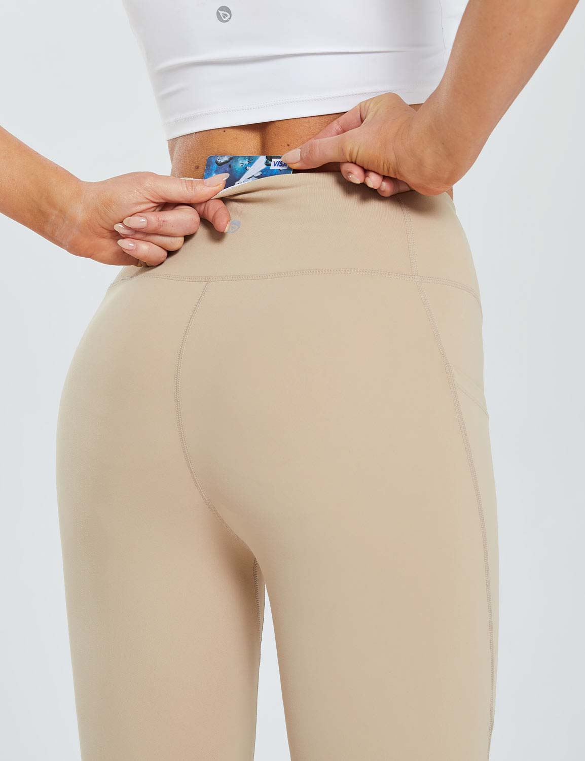 Laureate Women's Pocketed Yoga Capri Leggings