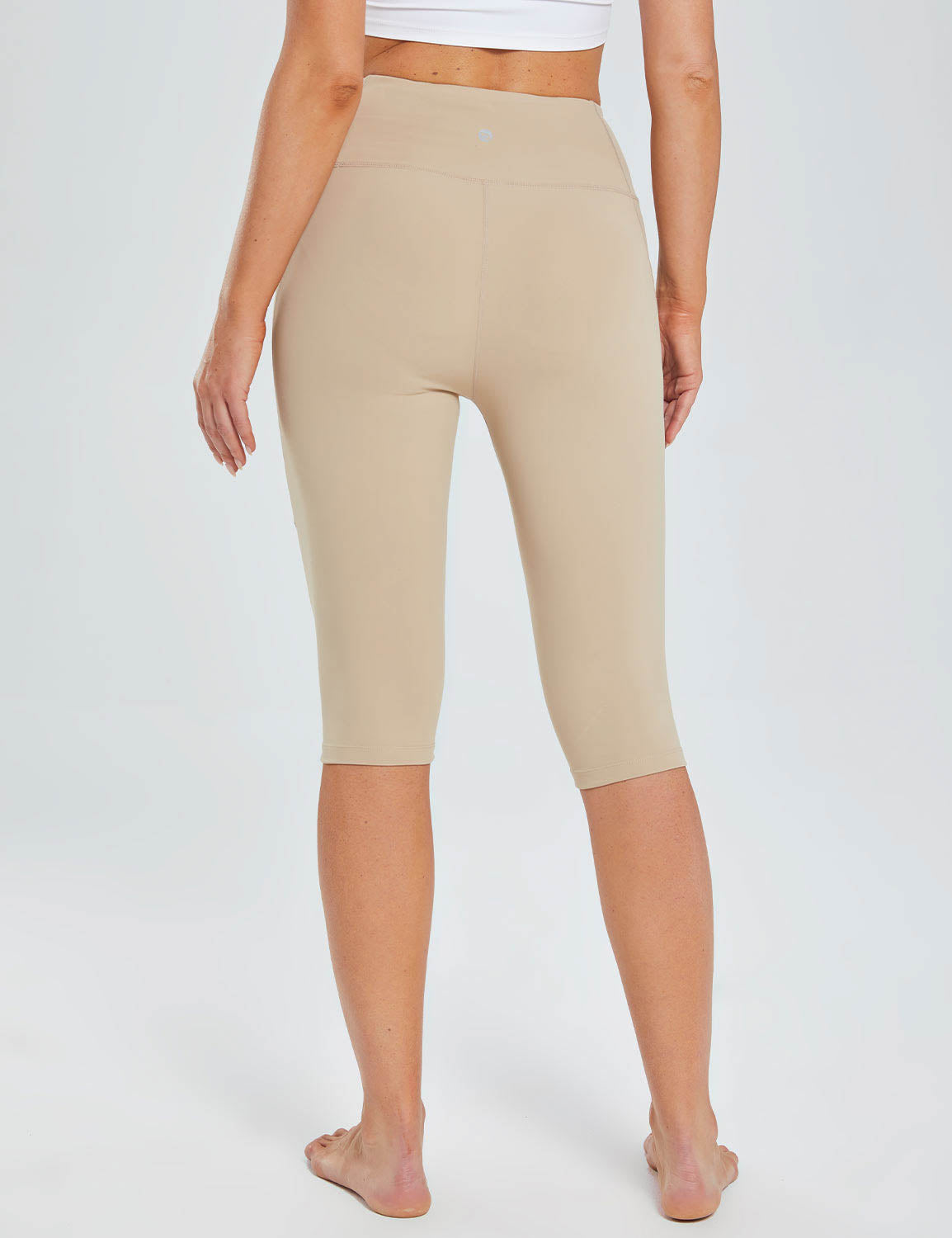 Laureate Women's Pocketed Yoga Capri Leggings