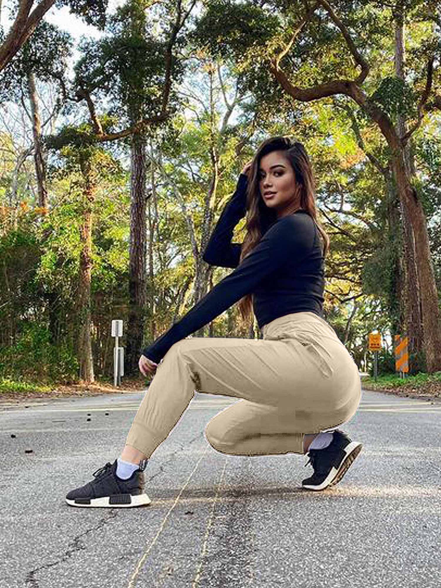 #color_Khaki